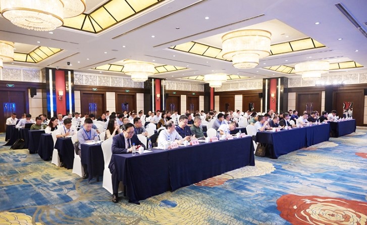 �������й���ʽ��װ��Ӧ������������ֳ��ٿ�